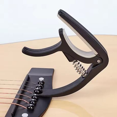 Universal Guitar Capo